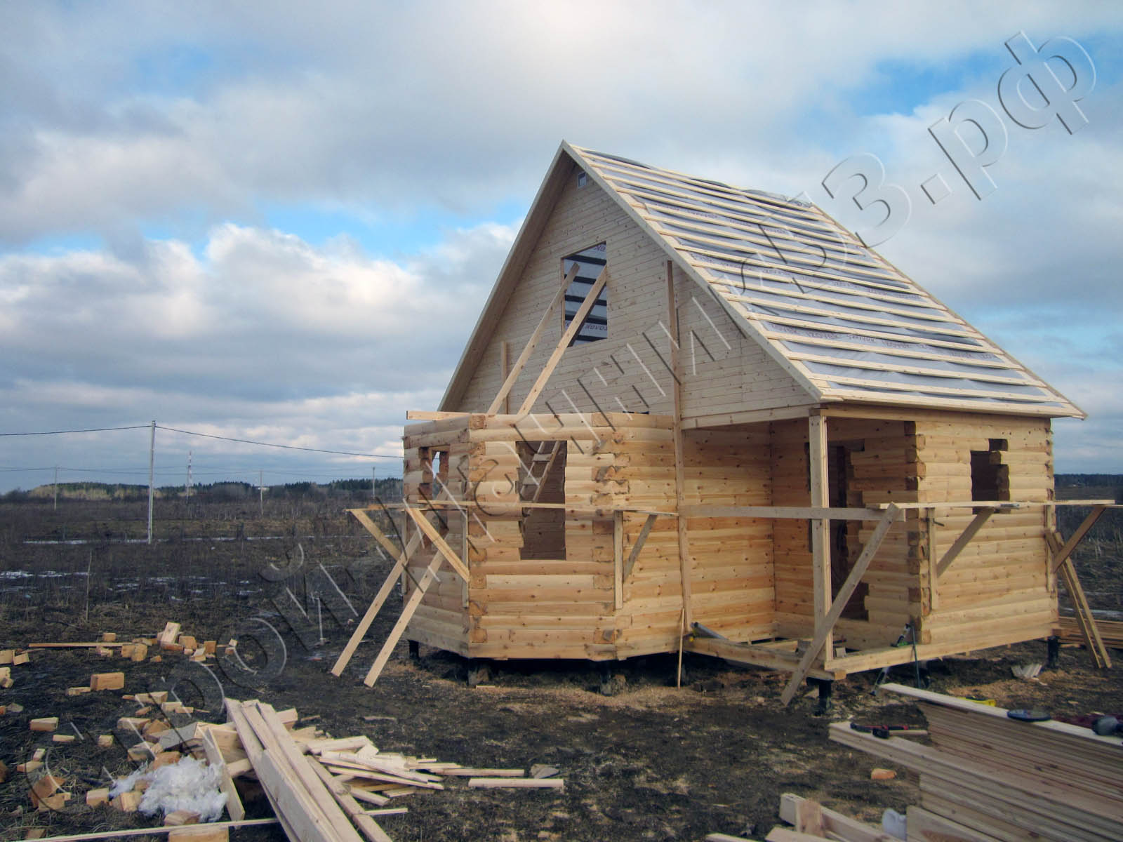 Монтаж стропильной системы закончен