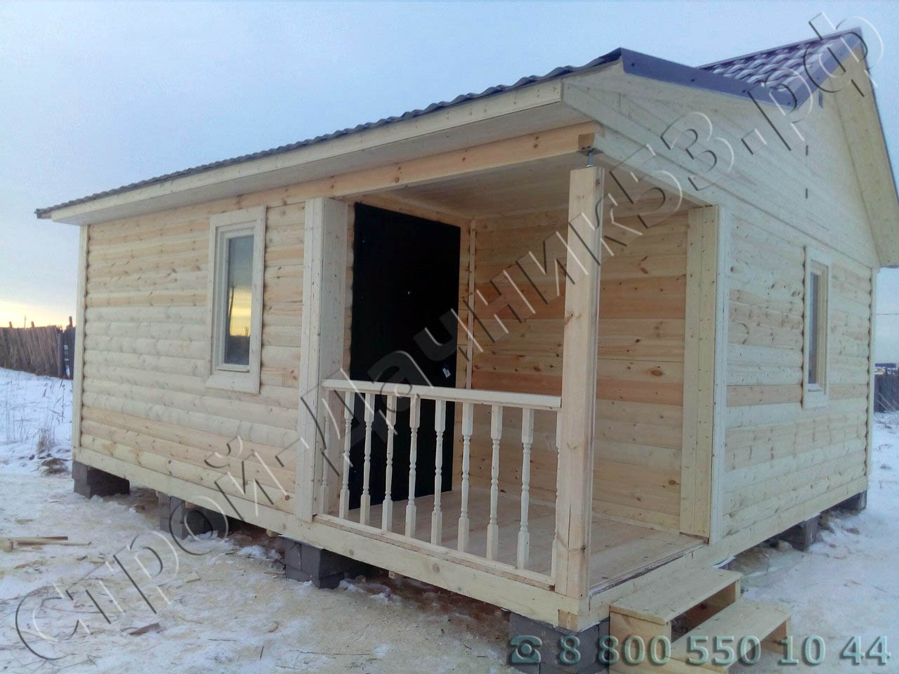 Вид бани со стороны террасы