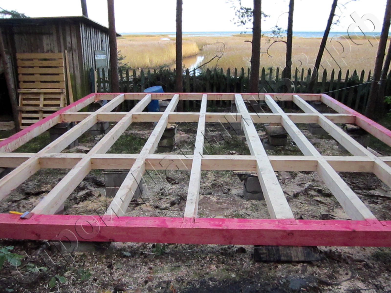 Обвязка основания и лаги пола