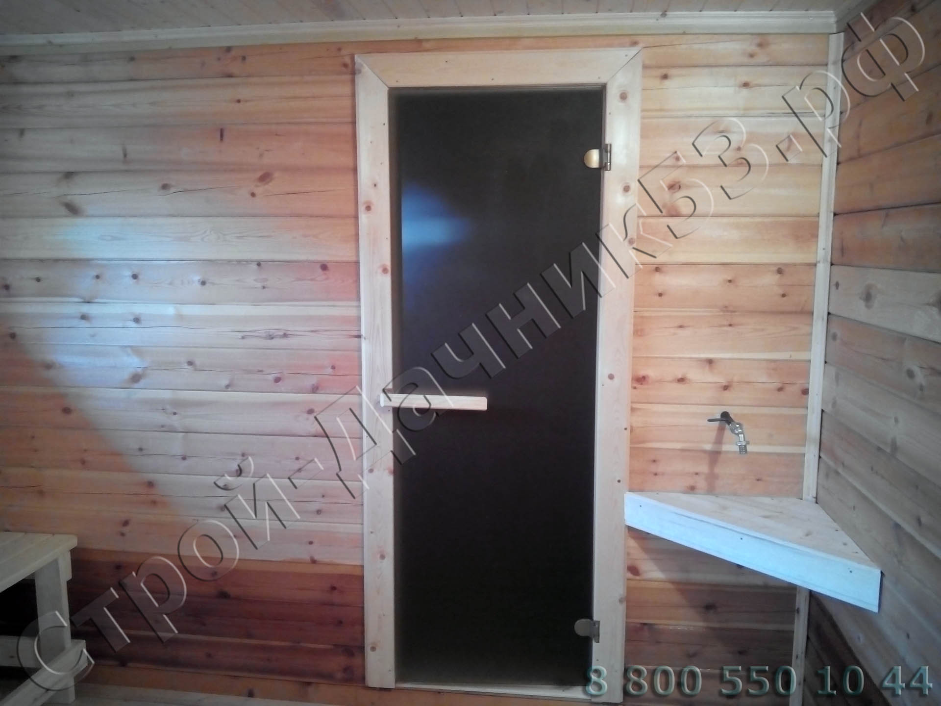 Моечное отделение с видом на парную