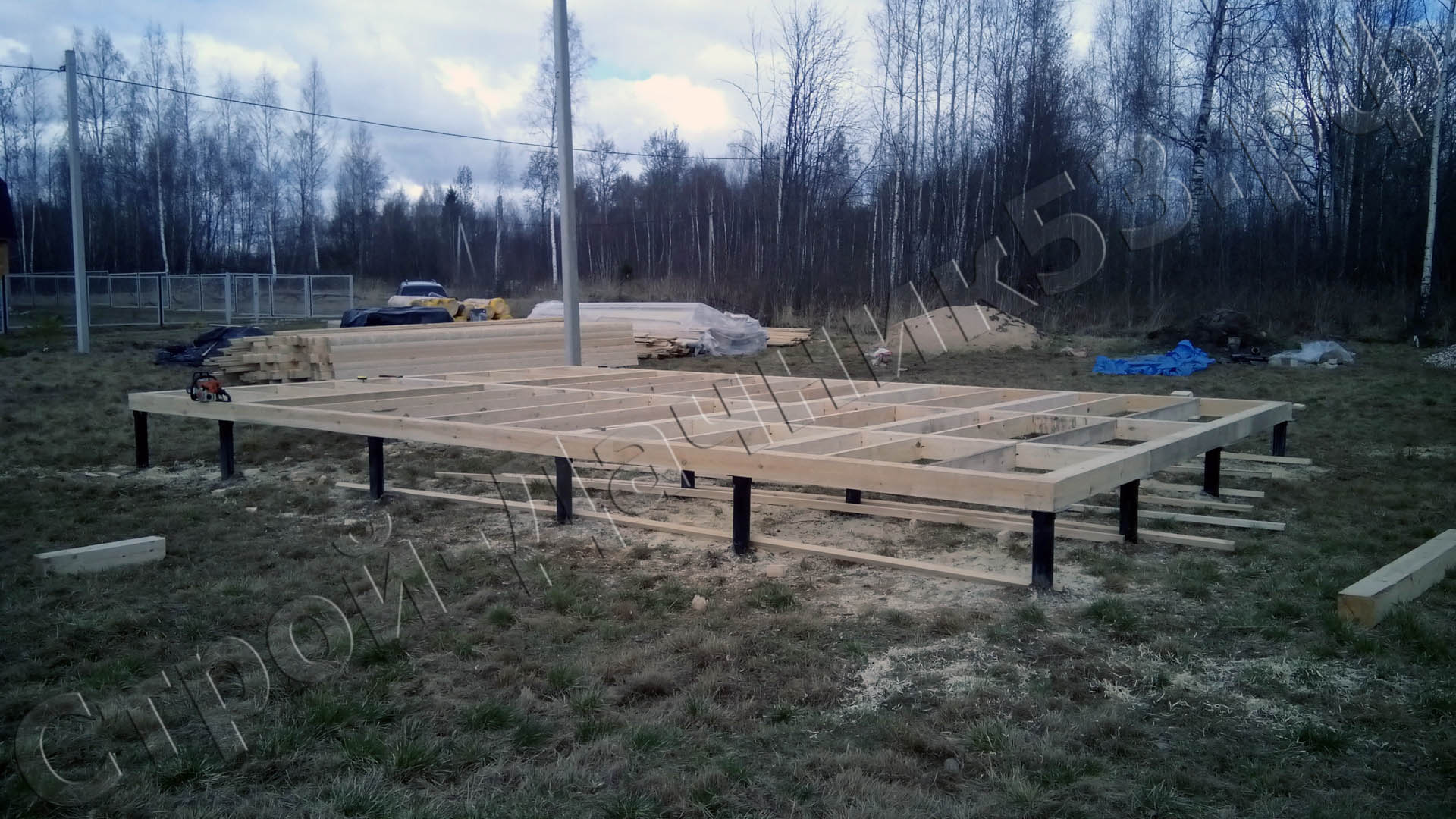 Cвайный фундамент с основанием бани