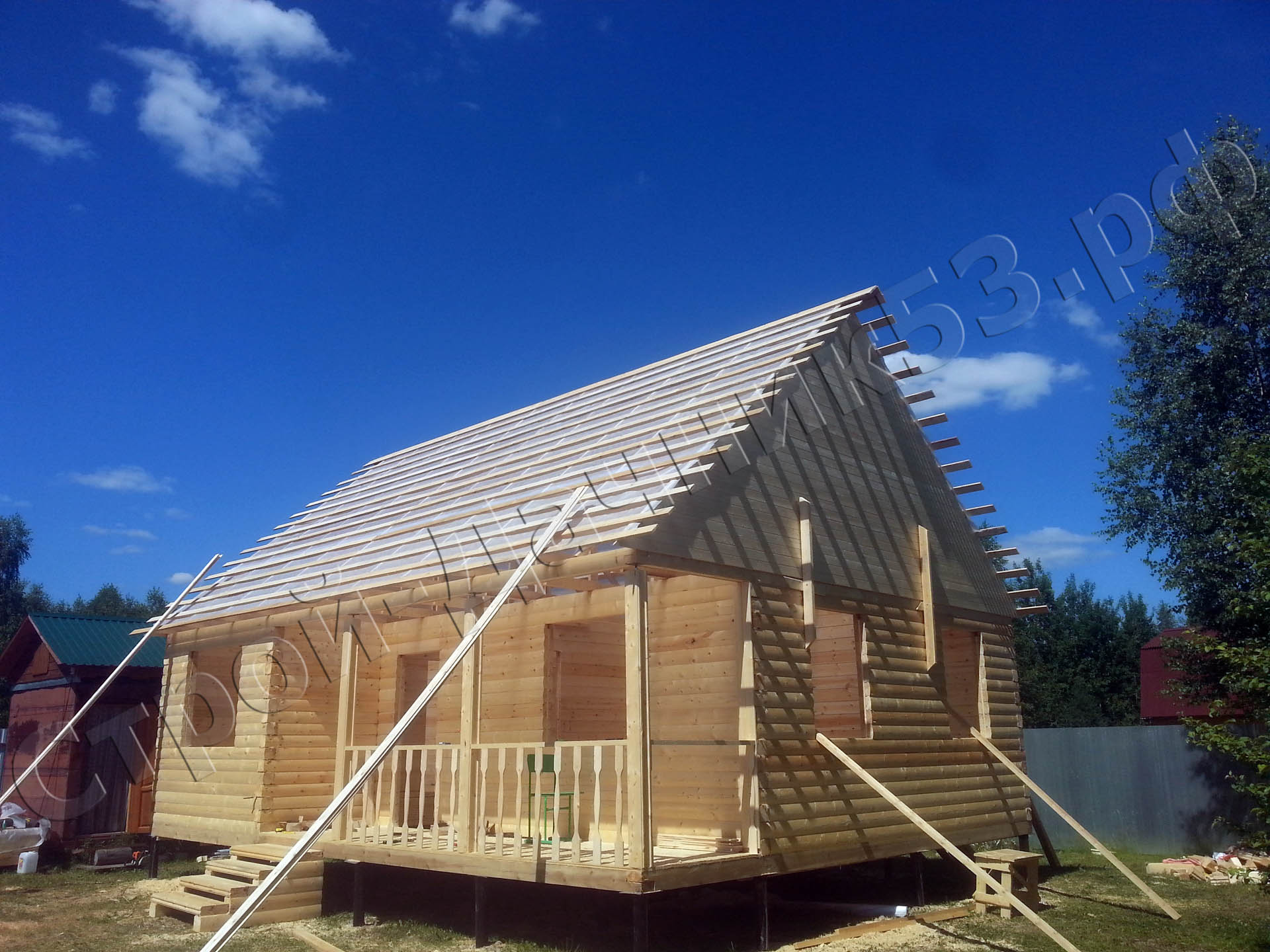 Обрешетка крыши дома с пароизоляцией