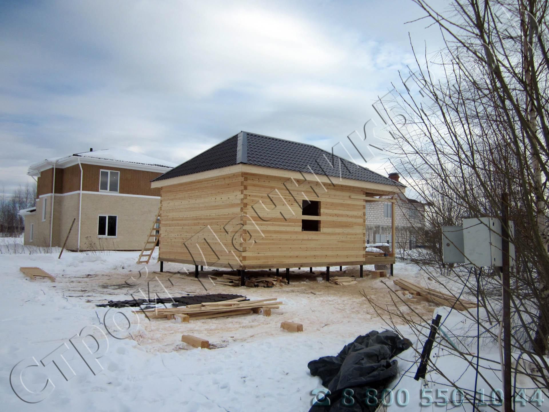 Кровельные работы металлочерепицой выполнены