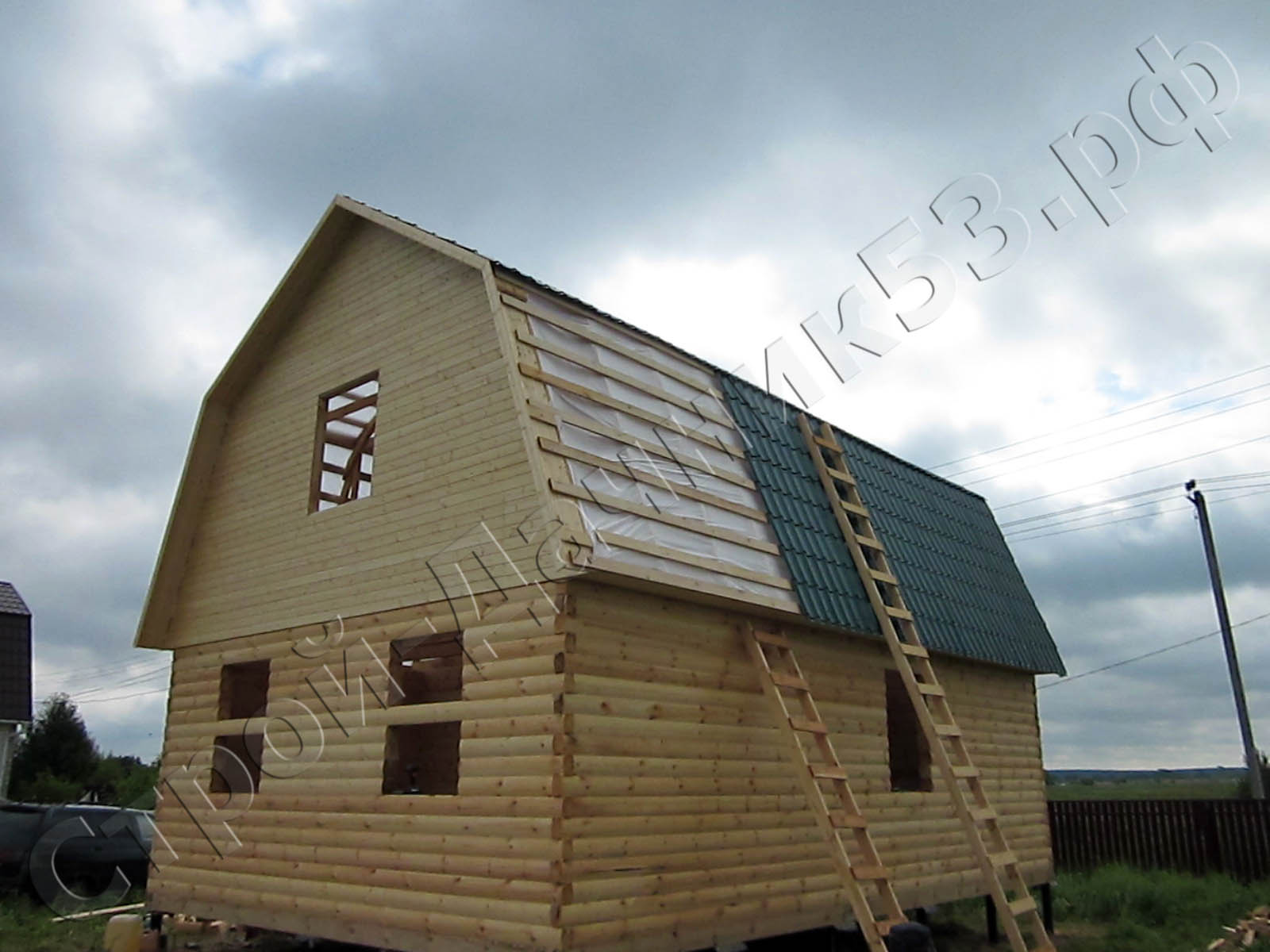 Кровельные работы крыши металлочерепицей