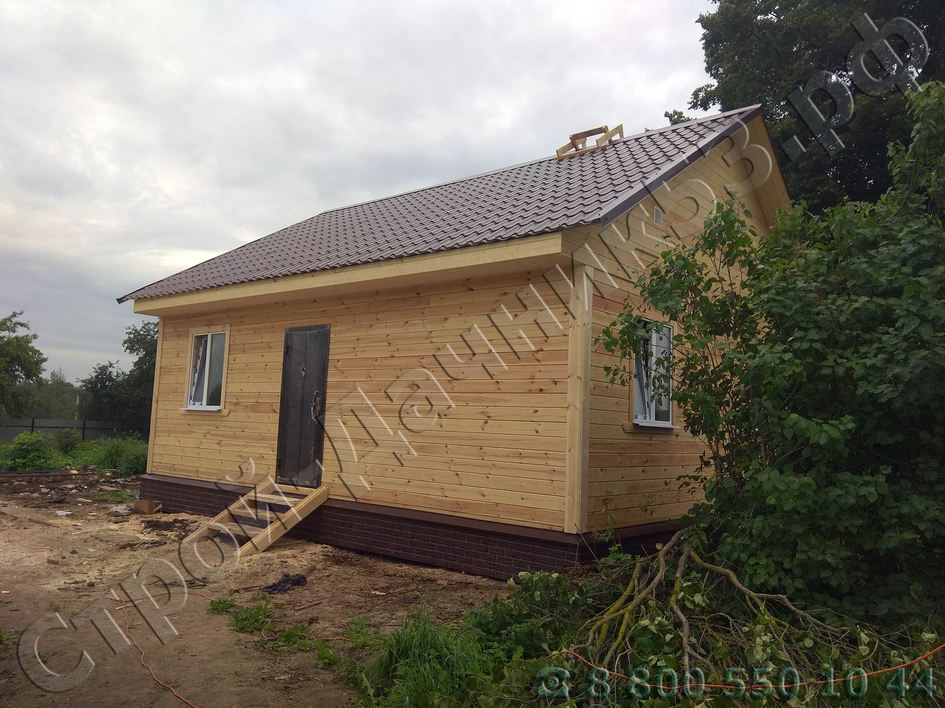 Вид дома с боку