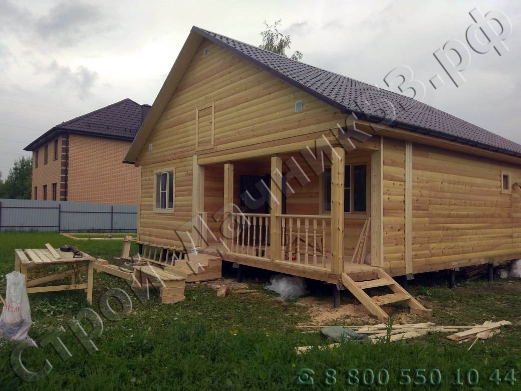 Вид дома с двойным заходом на террасу