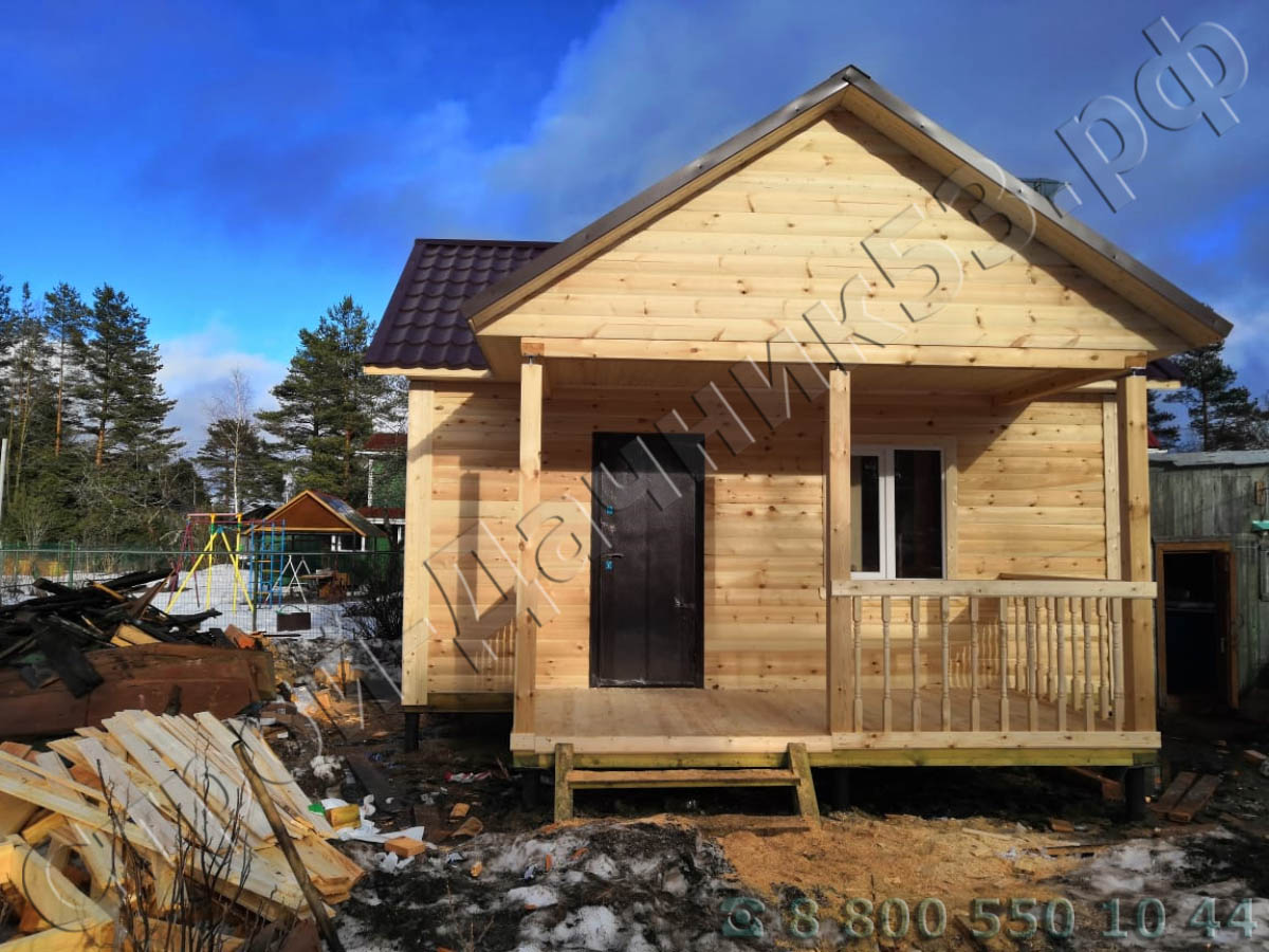 Вид дома с заходной части на террасу