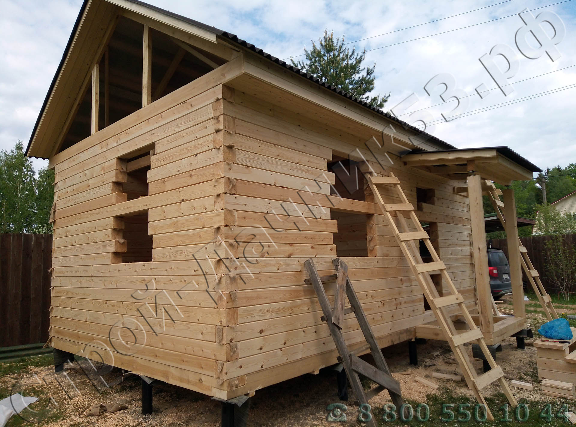 Вид дома со стороны фронтона, по просьбе заказчика фронтон не зашит