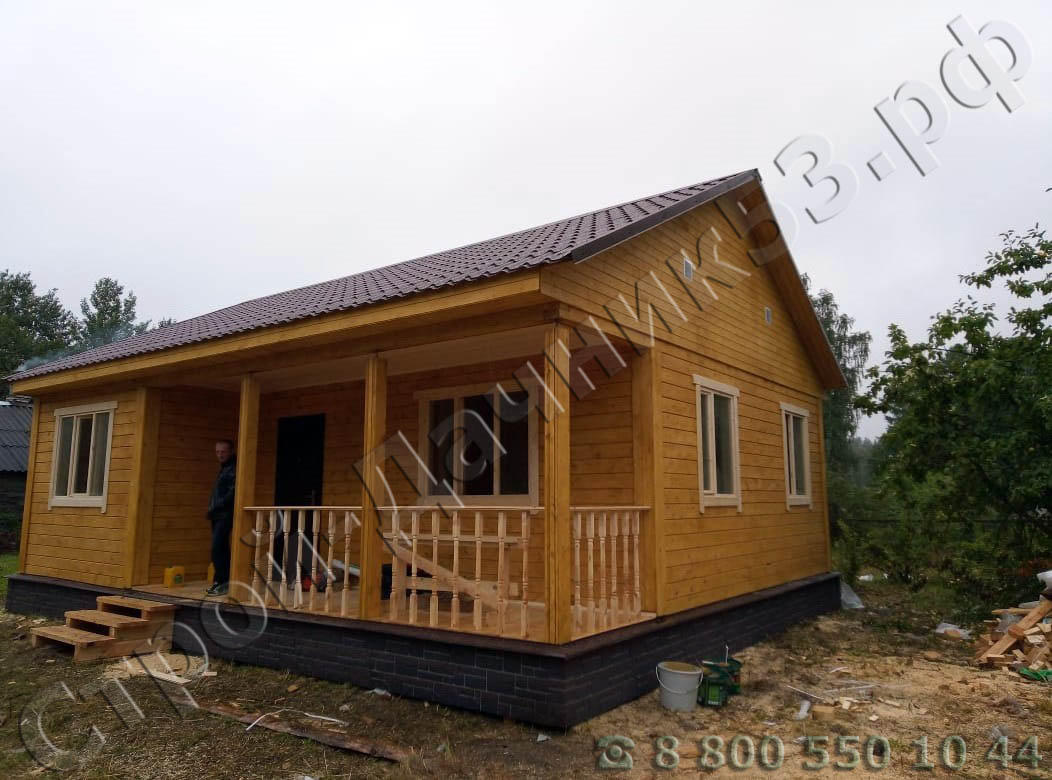 Одноэтажный дом 7 × 9 м из профилированного бруса «под ключ», ПГТ Свирьстрой, Ленинградская область, Лодейнопольский район