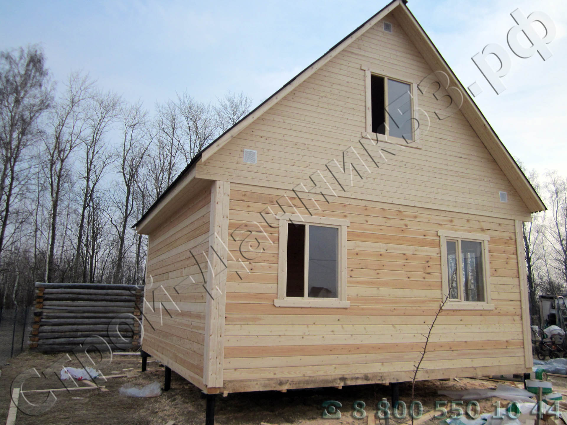 Вид дома со стороны фронтонов