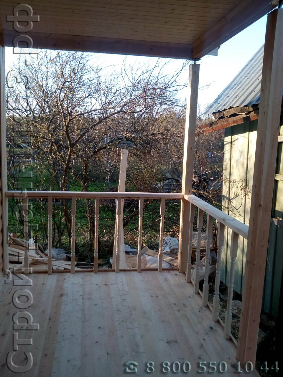 Хорошо и компактно вписывается в данный проект отрытая терасса