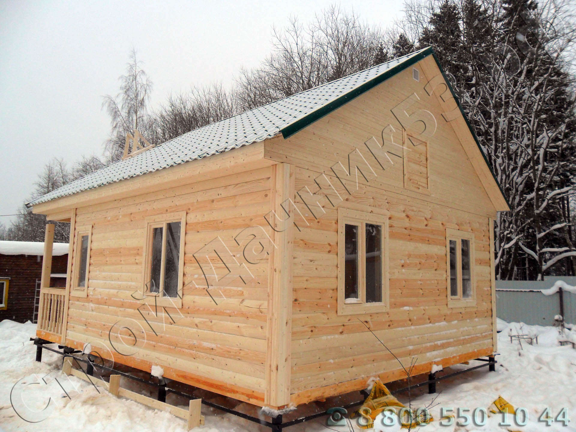 Задняя сторона дома