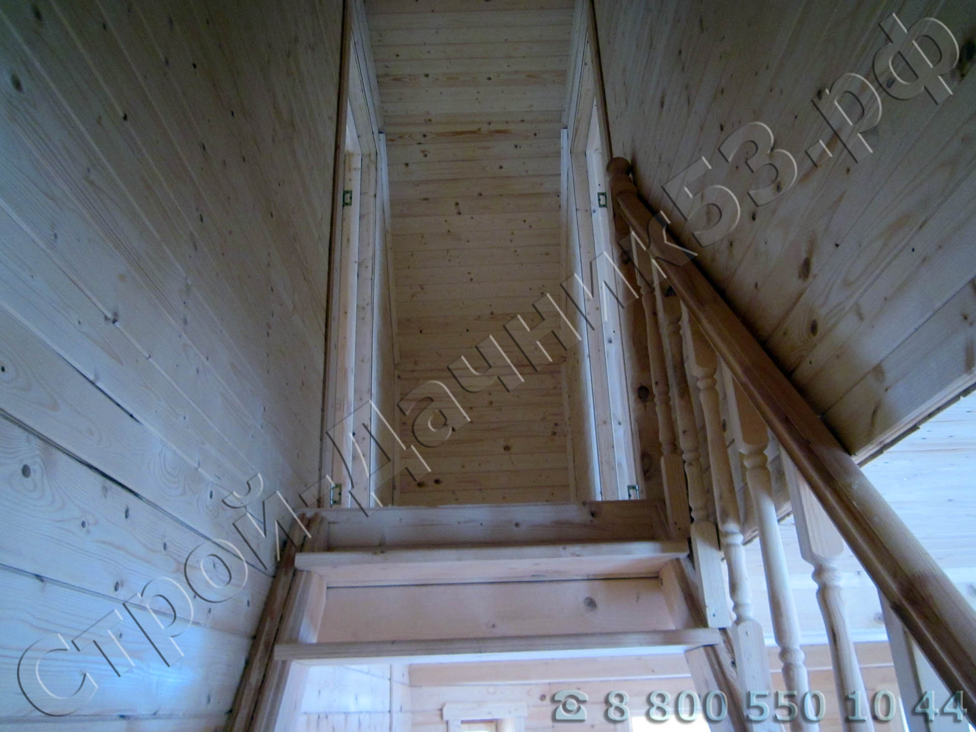 Холл второго этажа