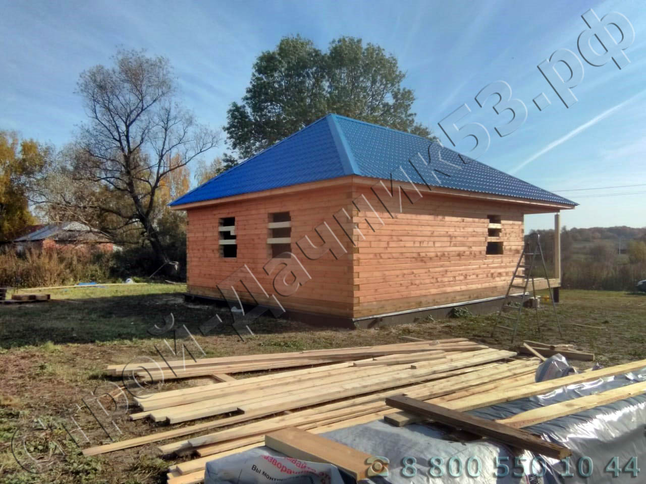 Задняя сторона дома