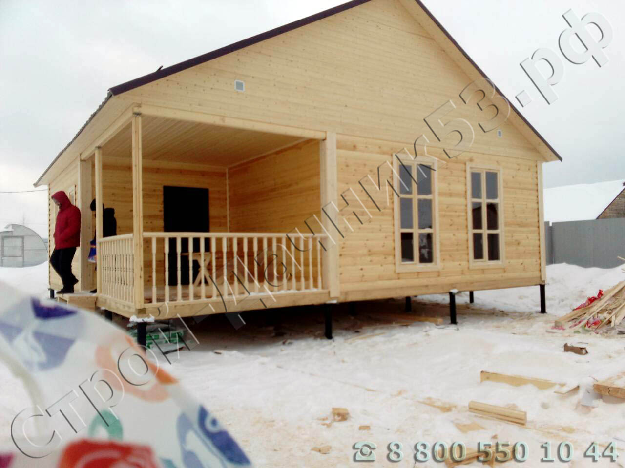 Лицевая сторона дома фасад