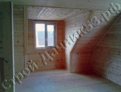 Комната второго этажа трех фронтонного дома